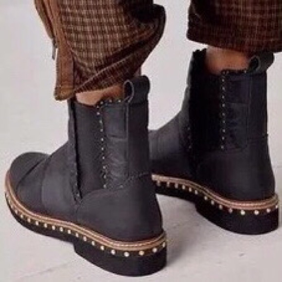 “NEW” Free People Atlas Puffer Chelsea Boot - Picture 2 of 9